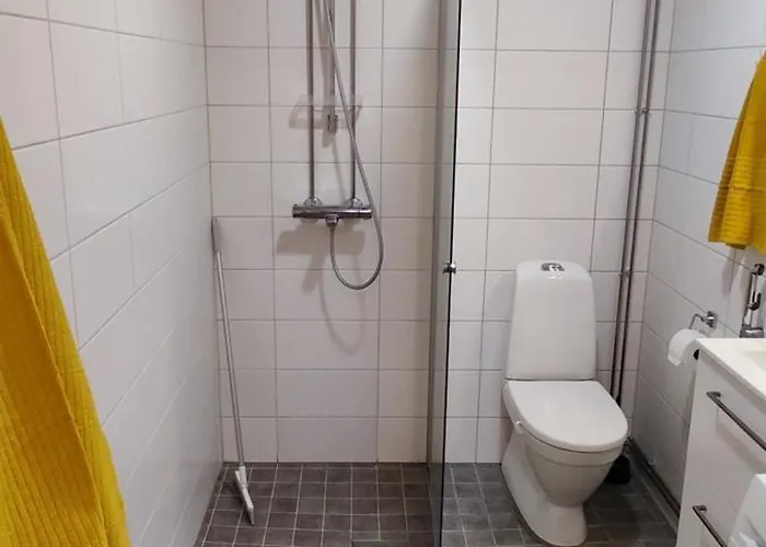 Апартаменты Modern Near Airport With Self Check-in