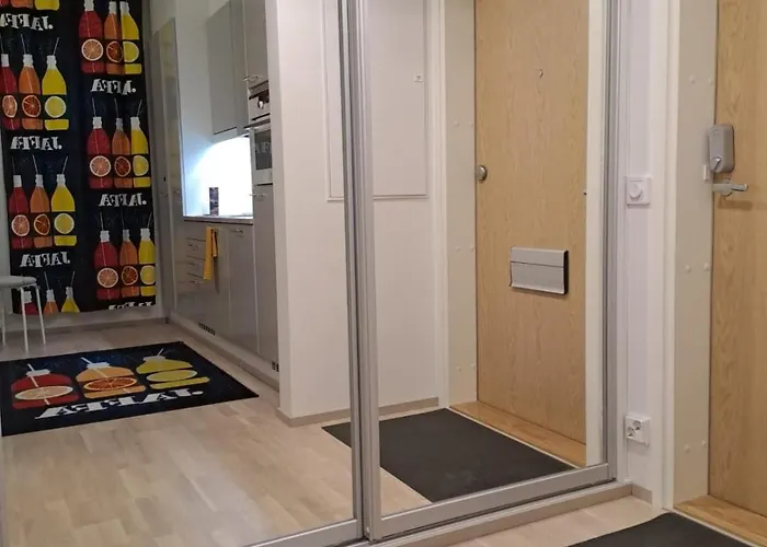 Апартаменты Modern Near Airport With Self Check-in Вантаа