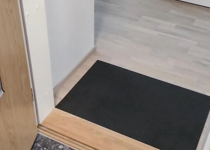 Modern Near Airport With Self Check-in